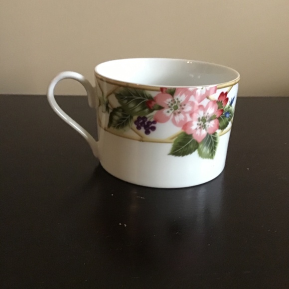 Mikasa Sunshine Trellis Flat Mug & Saucer - Picture 3 of 5